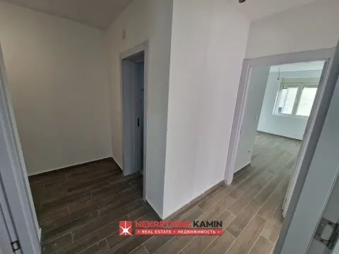 Sale, two bedroom apartment, 74m², Bečići, Budva - image 6