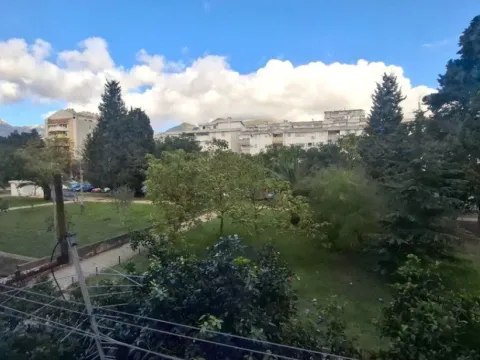 Izdavanje, jednosoban stan, 45m², Centar, Bar - image 11