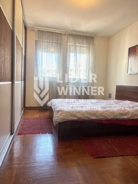 Rent, three bedroom apartment, 66m², Stari Grad, Beograd