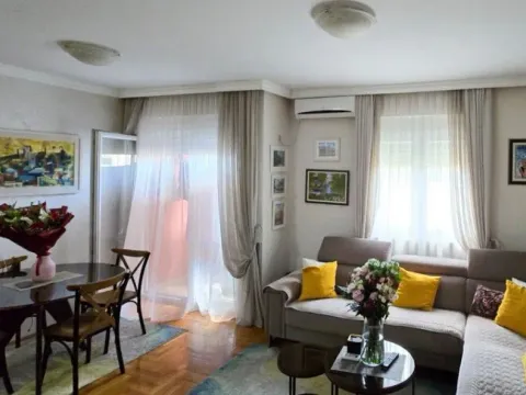 Prodaja, dvosoban stan, 65m², Zabjelo, Podgorica