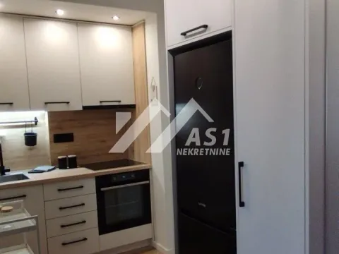 Rent, one bedroom apartment, 37m², Rotkvarija, Novi Sad Sve Podlokacije - image 5