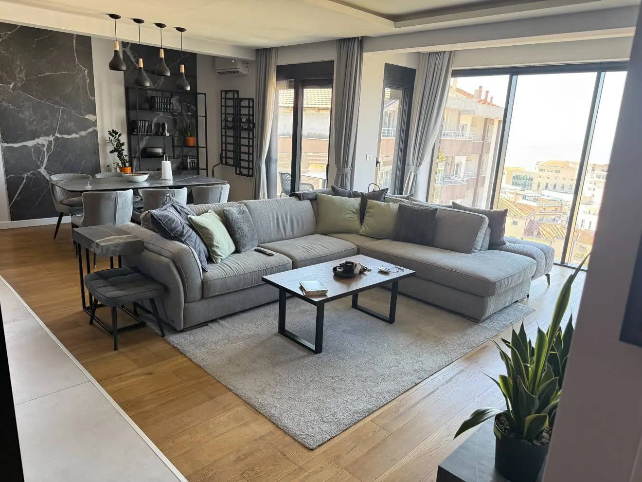 Sale, three bedroom apartment, 125m², Bečići, Budva