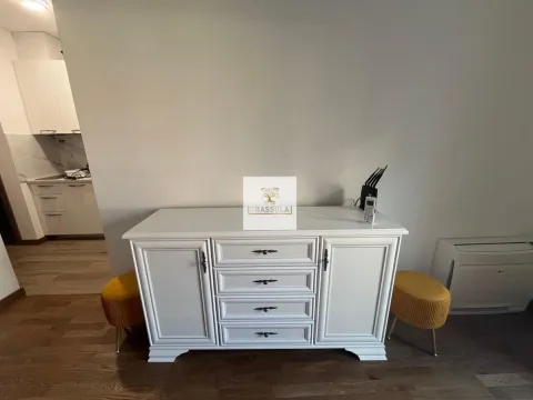 Izdavanje, garsonjera, 34m², Budva, Crna Gora - image 4