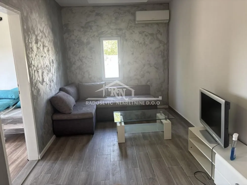 Prodaja, kuća, 247m², Miljakovac, Rakovica