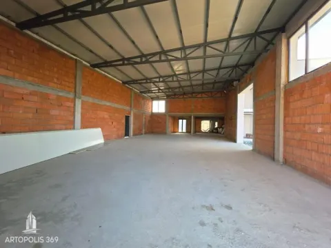 Izdavanje, poslovni prostor, 180m², Grocka, Beograd - image 3