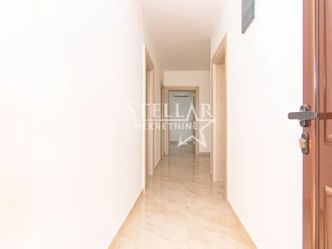 Rent, office space, 90m², Masline, Podgorica - image 12