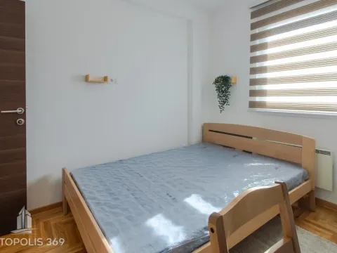 Izdavanje, dvosoban stan, 40m², Zvezdara Sve Podlokacije, Beograd - image 13