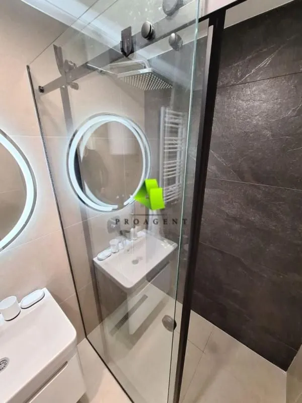 Rent, office space, 50m², Medijana, Niš