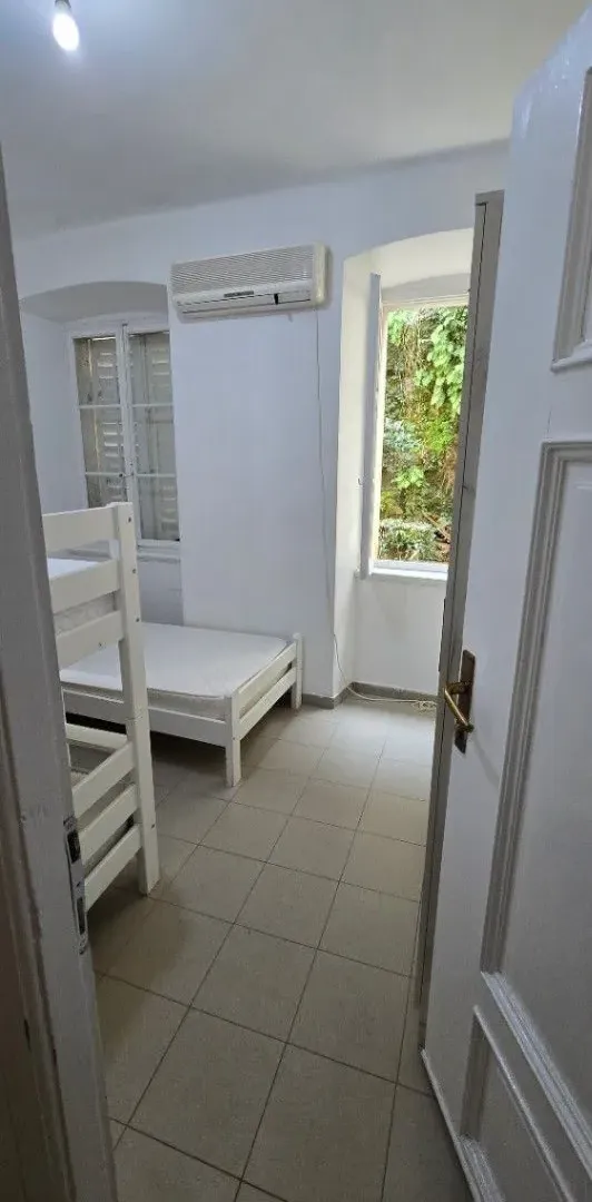 Prodaja, trosoban stan, 72m², Stari Grad Kotor, Kotor
