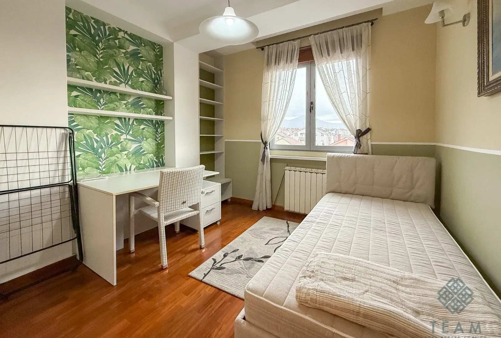 Rent, two bedroom apartment, 90m², Stari Aerodrom, Podgorica