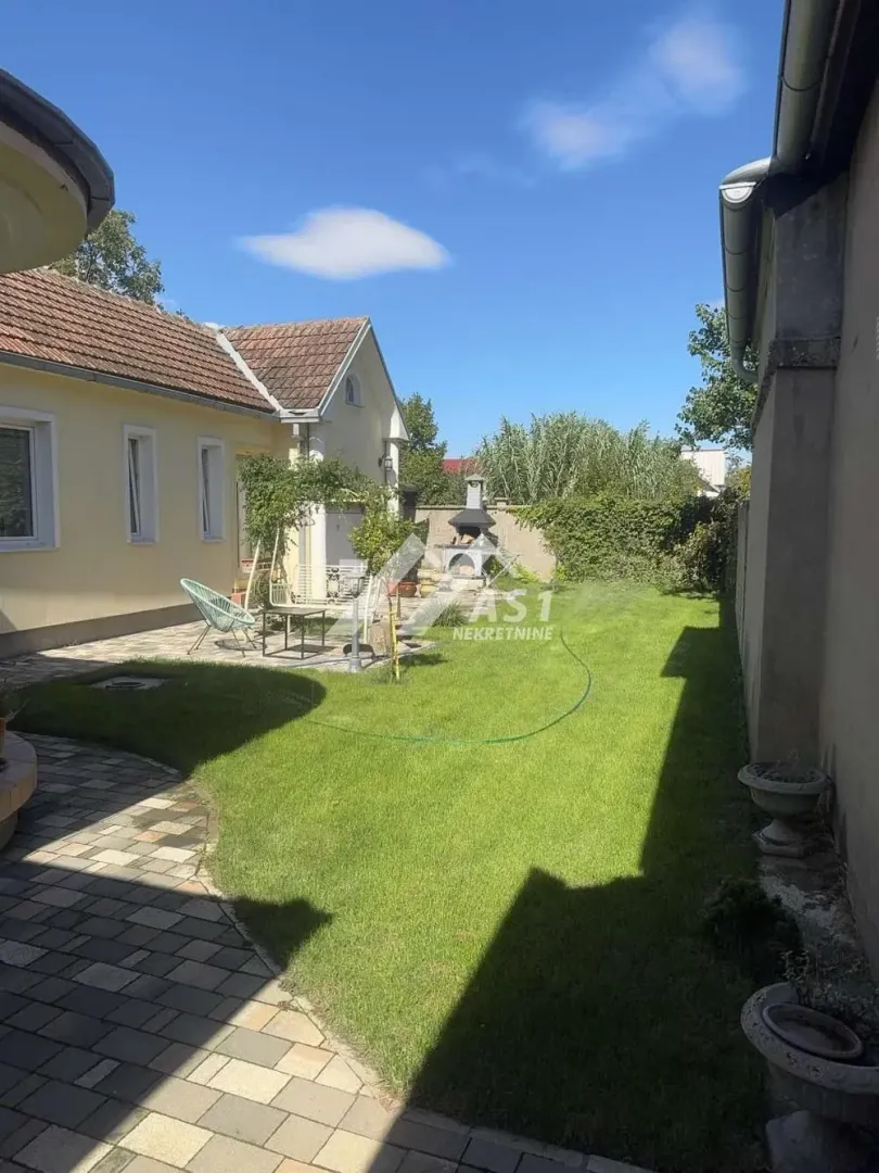 Izdavanje, kuća, 150m², Ruma, Srbija