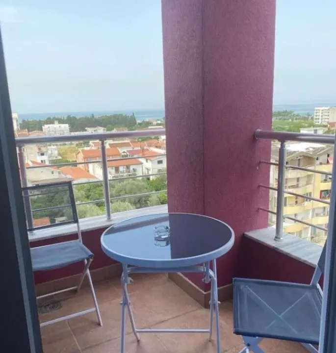 Izdavanje, jednosoban stan, 40m², Ilino, Bar