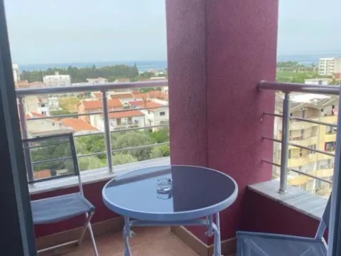 Izdavanje, jednosoban stan, 40m2, Ilino, Bar Izdavanje, jednosoban stan, 40m2, Ilino, Bar