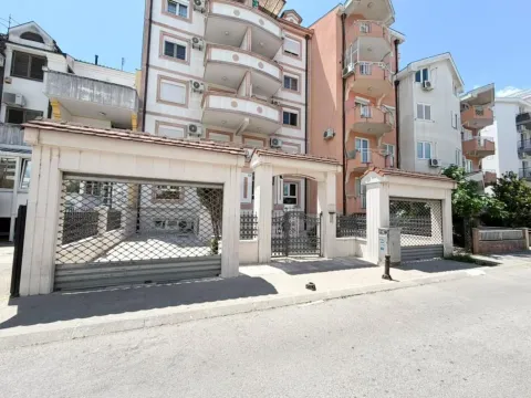 Rent, office space, 150m², Ljubović, Podgorica - image 2