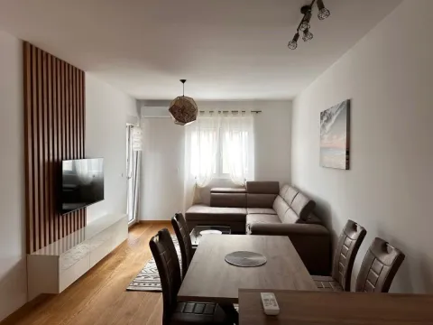 Rent, one bedroom apartment, 45m², New City, Podgorica - image 1