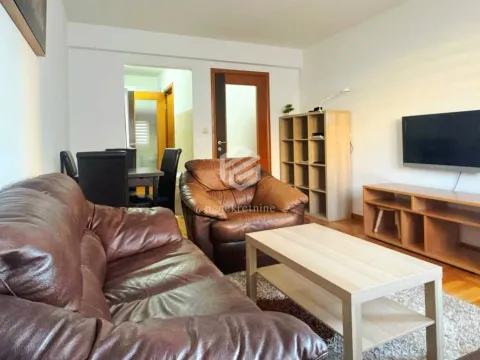 Prodaja, dvosoban stan, 55m², Stari Aerodrom, Podgorica - image 2