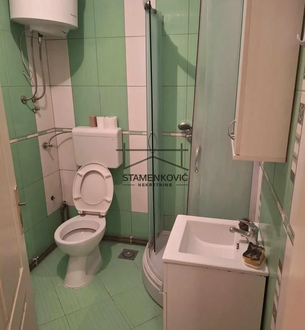 Prodaja, dvosoban stan, 68m², Socijalno, Novi Sad Sve Podlokacije