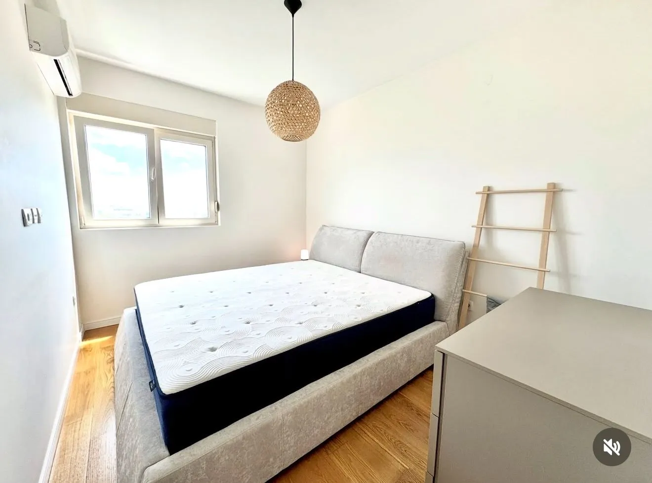Prodaja, dvosoban stan, 72m², Central Point, Podgorica