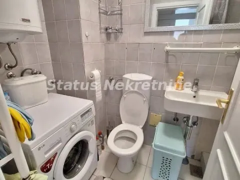 Izdavanje, dvosoban stan, 43m², Centar, Novi Sad - image 8