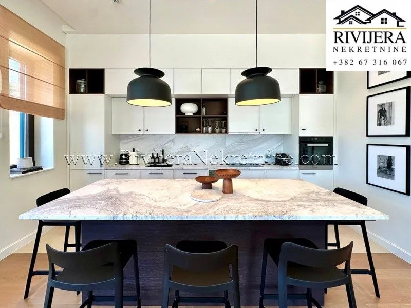 Prodaja, trosoban stan, 171m², Kumbor, Herceg Novi