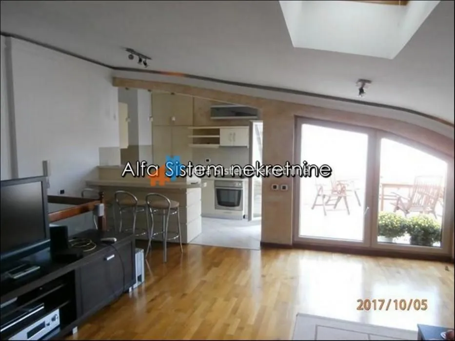 Rent, four bedroom apartment, 120m², Vračar Centar, Vračar Sve Podlokacije