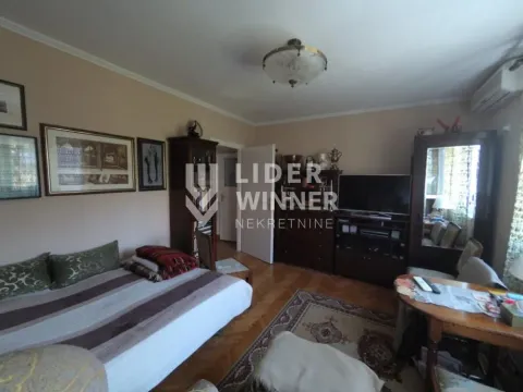 Prodaja, dvosoban stan, 52m², Karaburma, Palilula Sve Podlokacije - image 13