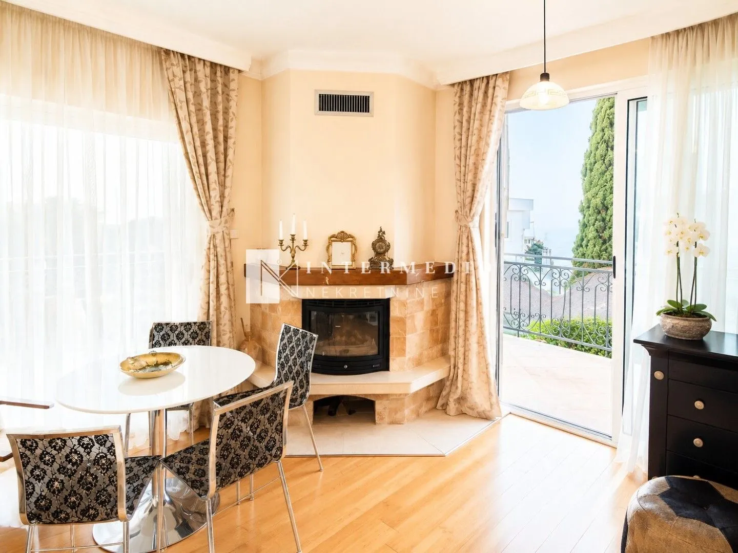 Prodaja, jednosoban stan, 55m², Đenovići, Herceg Novi