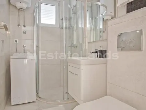 Rent, one bedroom apartment, 43m², Mažina, Tivat - image 10