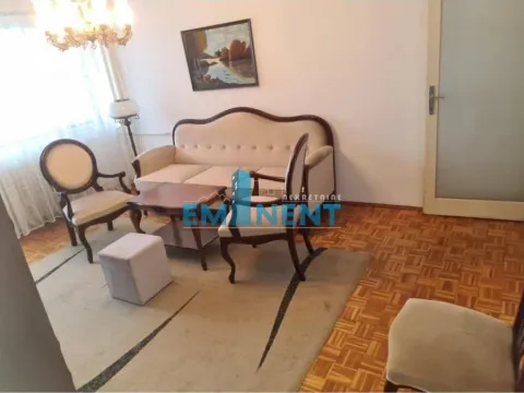 Izdavanje, trosoban stan, 84m², Zemun Centar, Zemun Sve Podlokacije - image 1