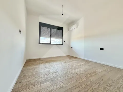 Prodaja, dvosoban stan, 85m², Donja Gorica, Podgorica - image 5