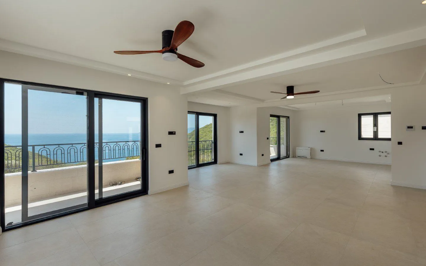 Sale, house, 318m², Reževići, Budva