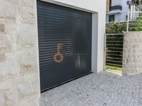 Sale, house, 586m², Kotor, Crna Gora - image 20