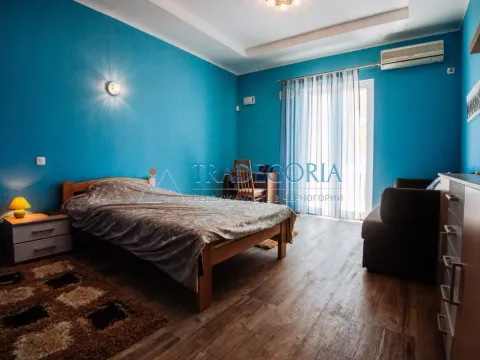 Prodaja, kuća, 265m², Dobra Voda, Bar - image 2