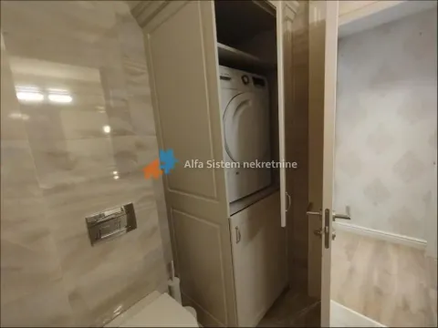 Izdavanje, stan, 215m², Senjak, Beograd - image 46