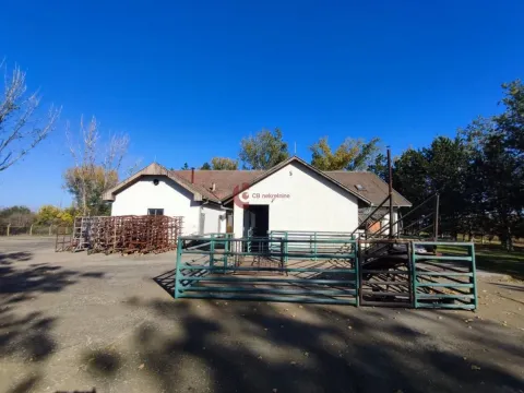 Sale, office space, 404m², Đurđin, Subotica - image 2