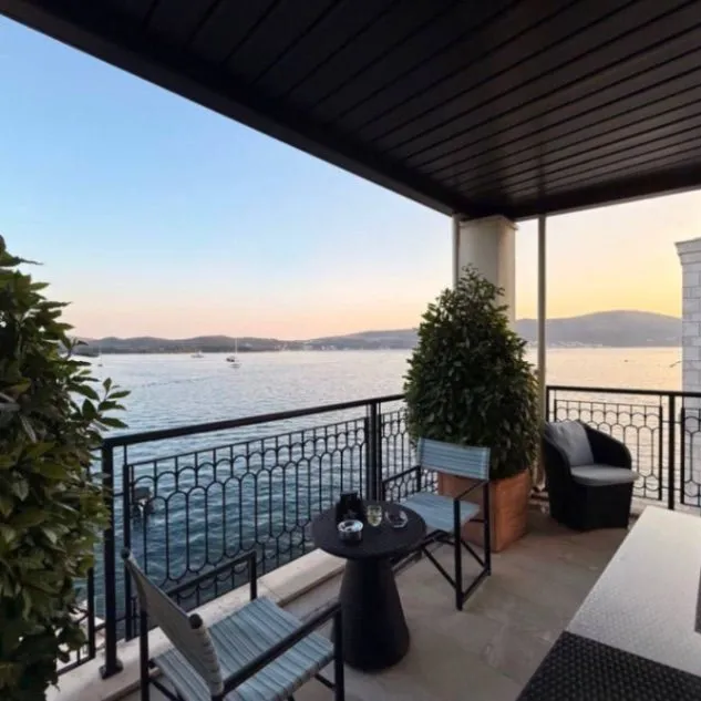 Prodaja, dvosoban stan, 135m², Porto Montenegro, Tivat