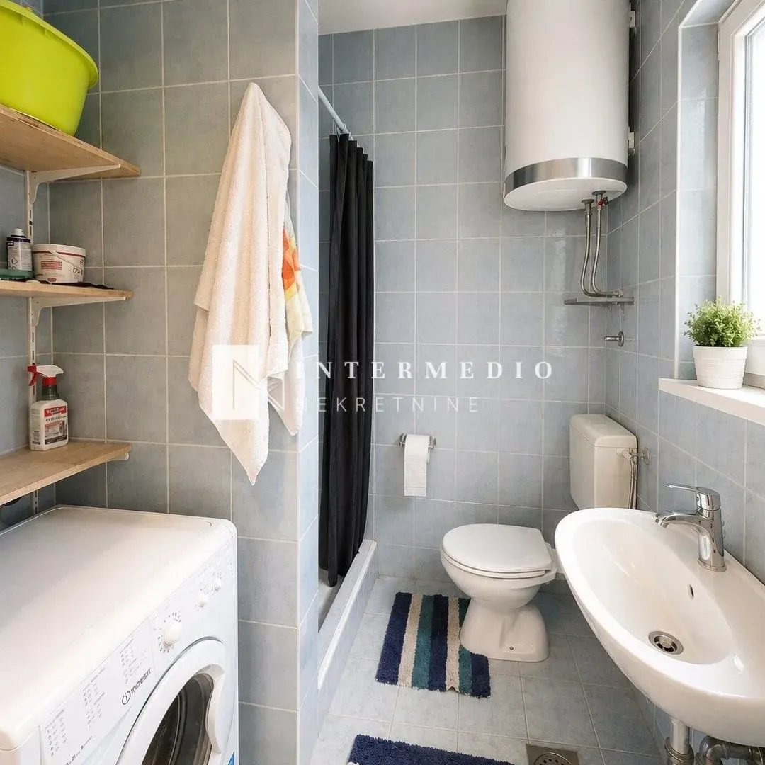 Prodaja, trosoban stan, 107m², Savina, Herceg Novi