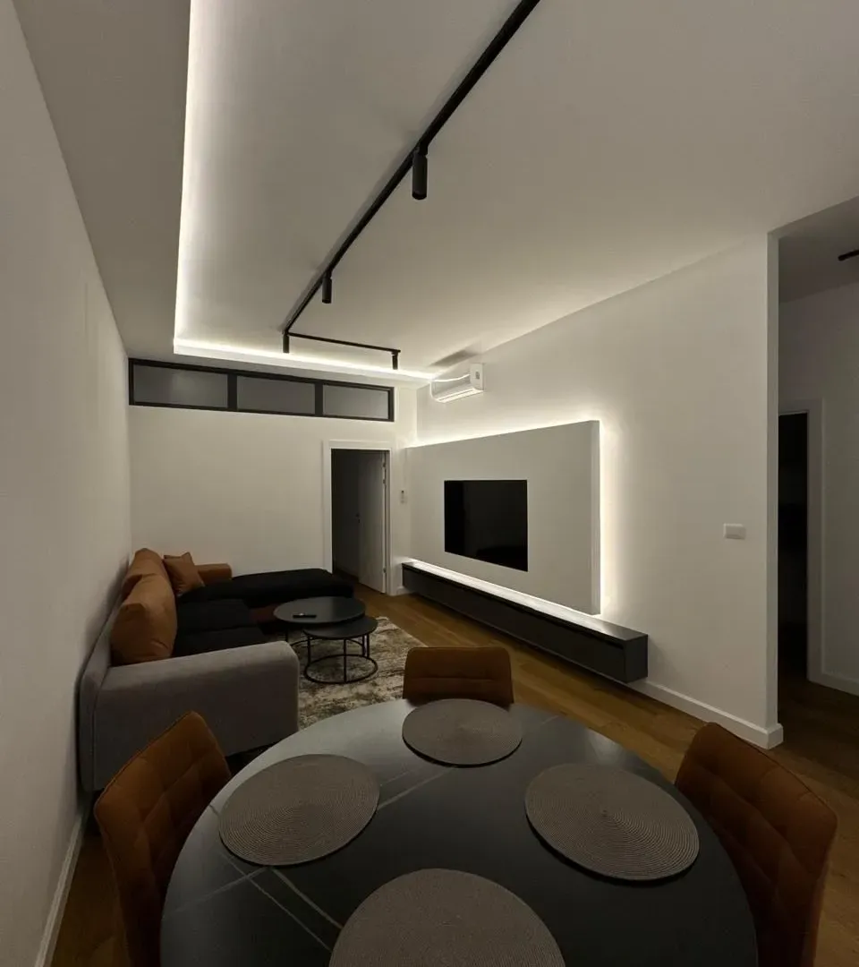 Sale, two bedroom apartment, 77m², Centar, Bar