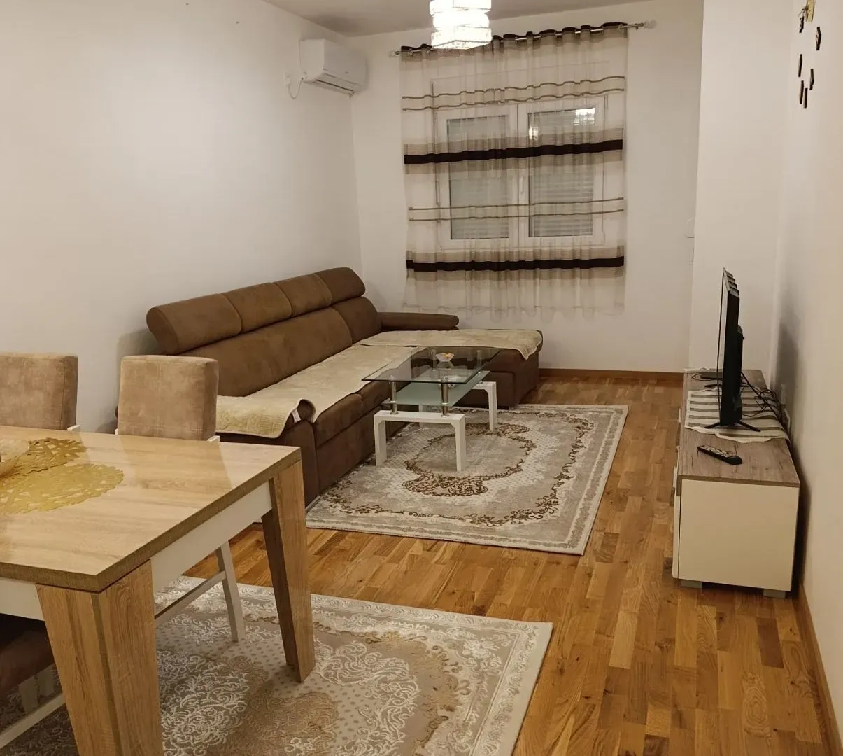 Izdavanje, jednosoban stan, 60m², Stari Aerodrom, Podgorica