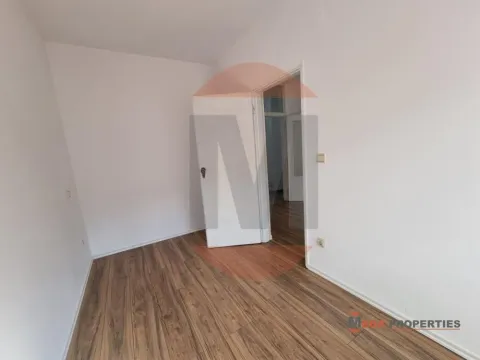 Sale, three bedroom apartment, 60m², Voždovac Sve Podlokacije, Beograd - image 8