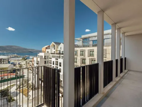 Prodaja, dvosoban stan, 86m², Porto Montenegro, Tivat - image 23