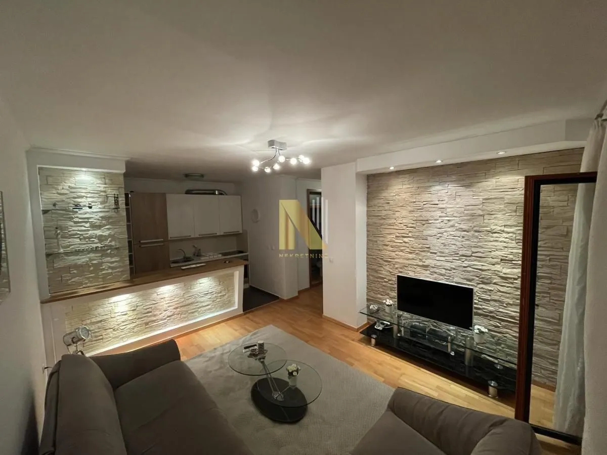 Sale, two bedroom apartment, 52m², Stari grad, Novi Sad