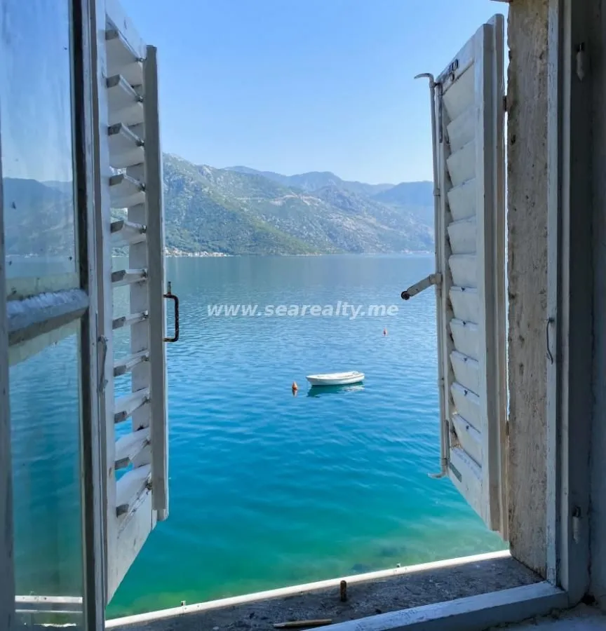 Prodaja, kuća, 180m², Kostanjica, Kotor