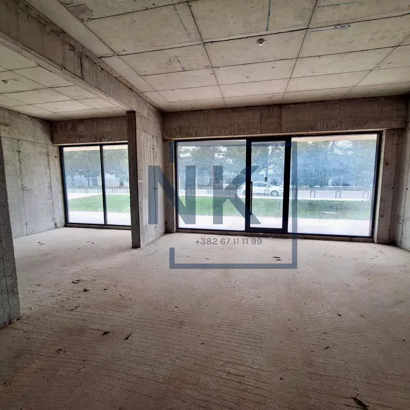 Rent, office space, 175m², City Kej, Podgorica