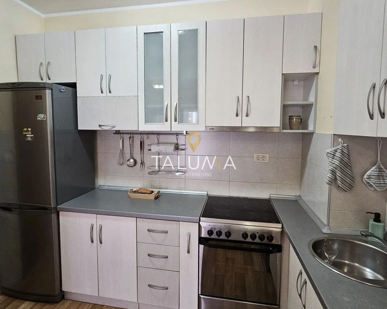 Prodaja, jednosoban stan, 50m², City Kvart, Podgorica