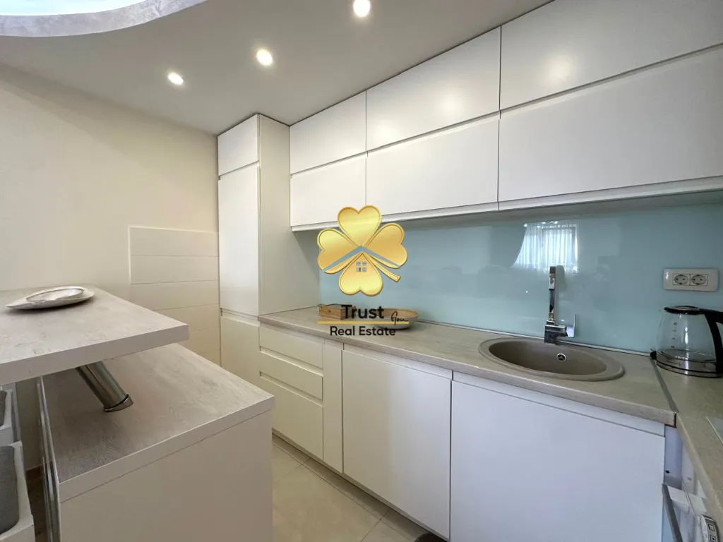 Rent, two bedroom apartment, 70m², City Kvart, Podgorica
