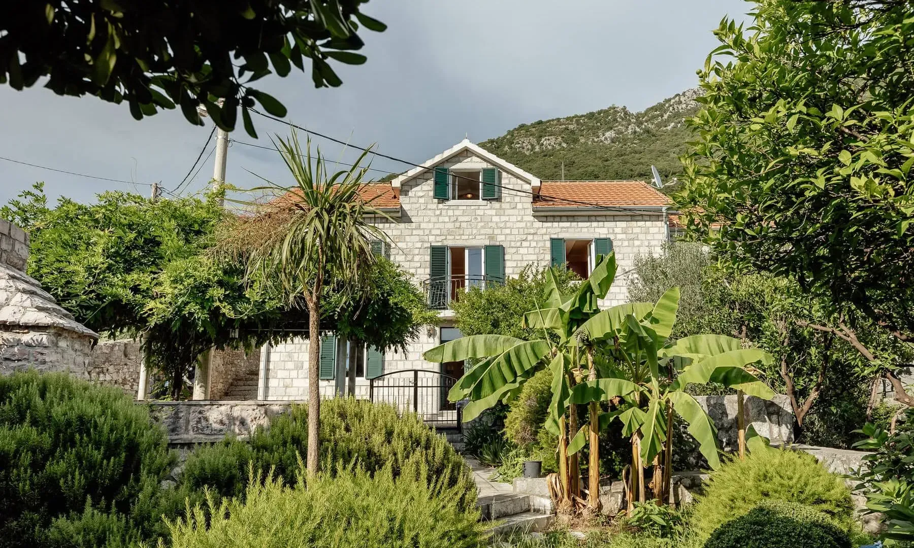 Prodaja, kuća, 291m², Lepetani, Tivat