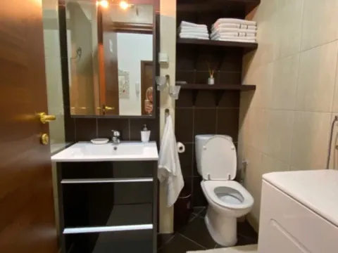 Izdavanje, jednosoban stan, 52m², City Kvart, Podgorica - image 9