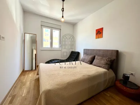 Rent, one bedroom apartment, 49m², City Kej, Podgorica - image 9