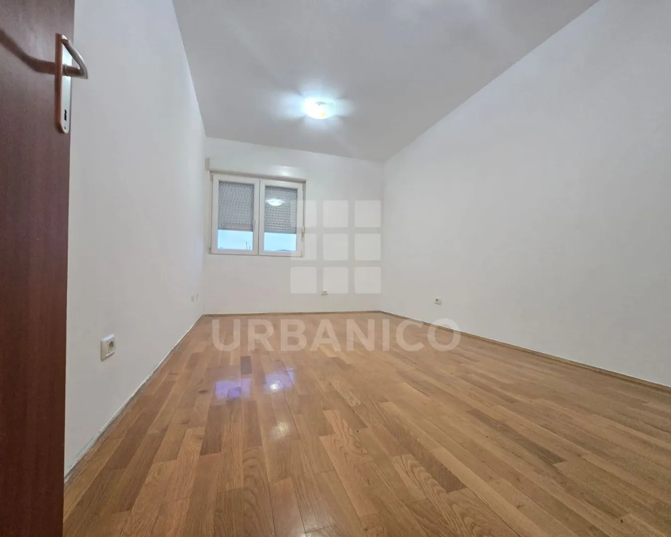 Prodaja, jednosoban stan, 45m², Stari Aerodrom, Podgorica